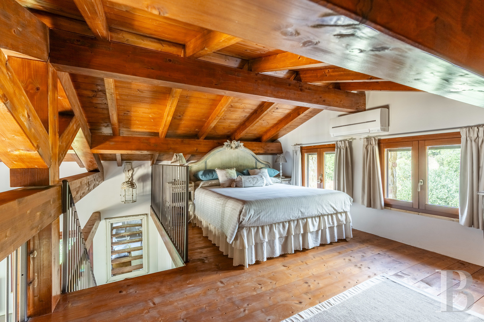 villa for - 5   villa for - 5