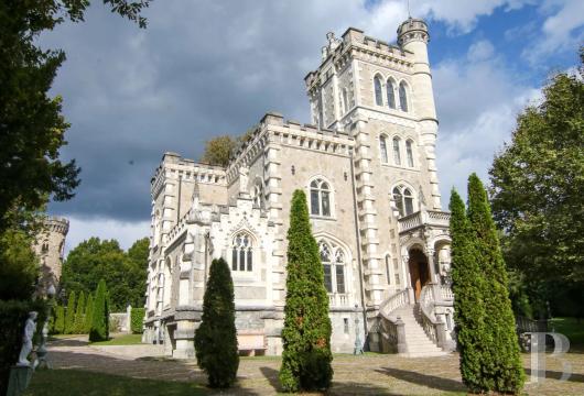À Cologny, a 1,000 sqm Neo-Tudor château set within a 5,000 sqm estate overlooking Lake Geneva